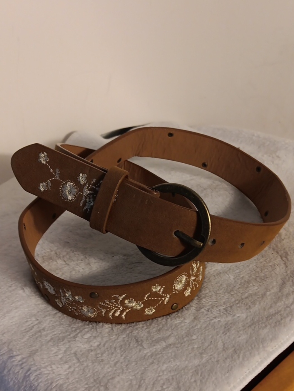 Brown Floral Embroidered Faux Leather Belt